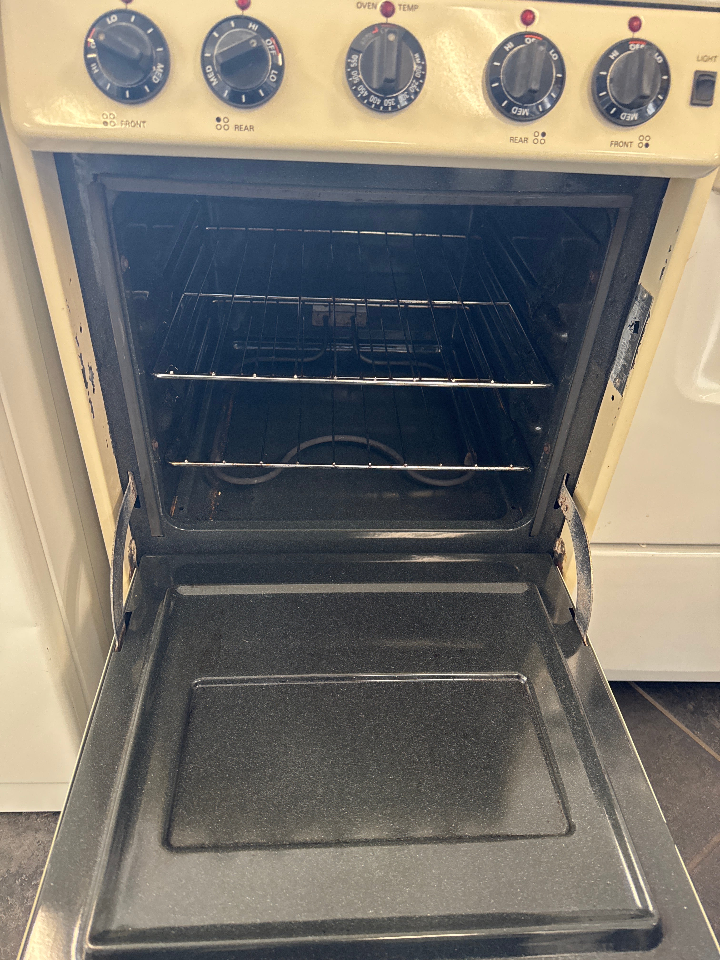 Used GE Apartment Electric Stove