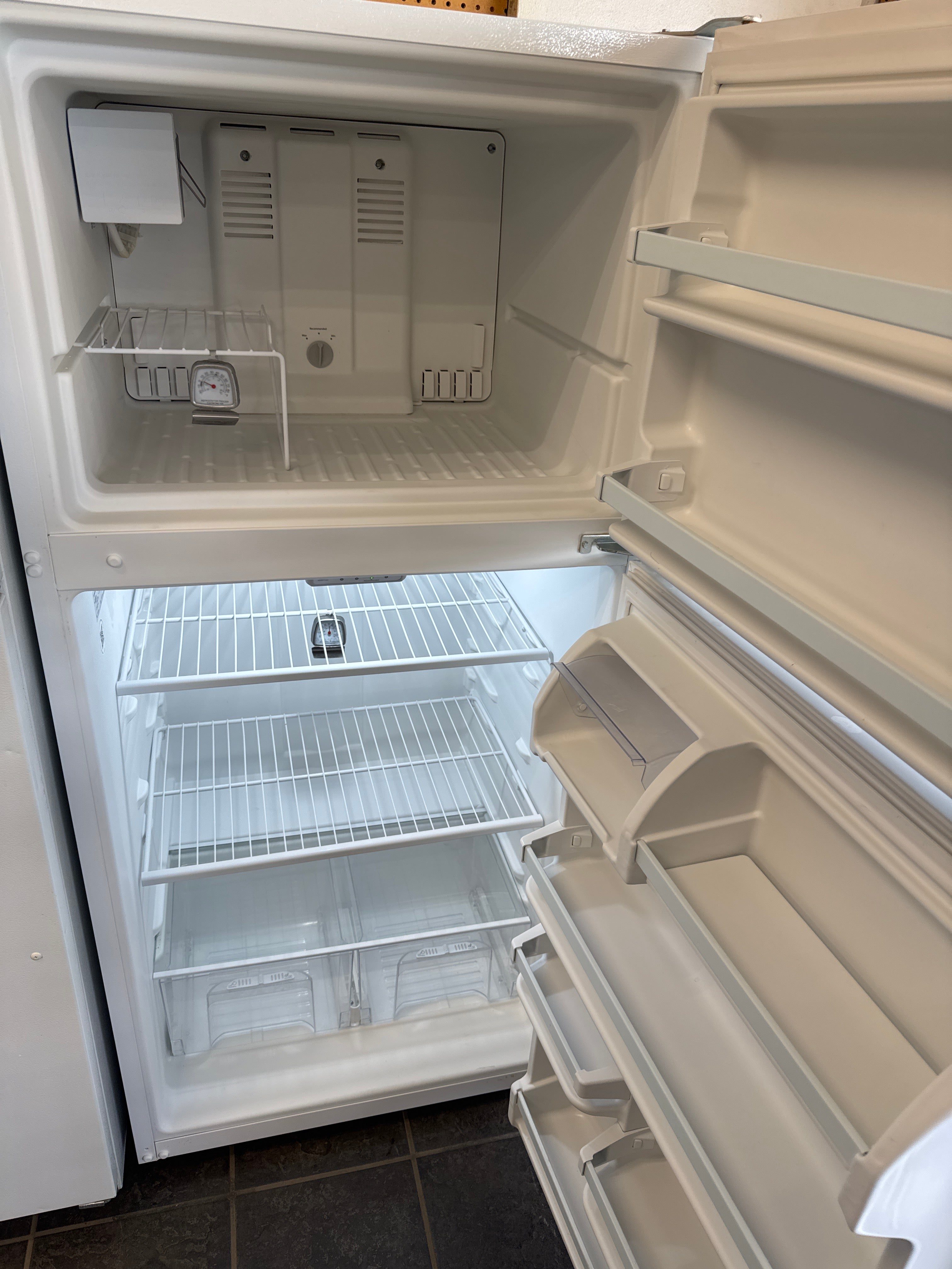 Used Amana Refrigerator