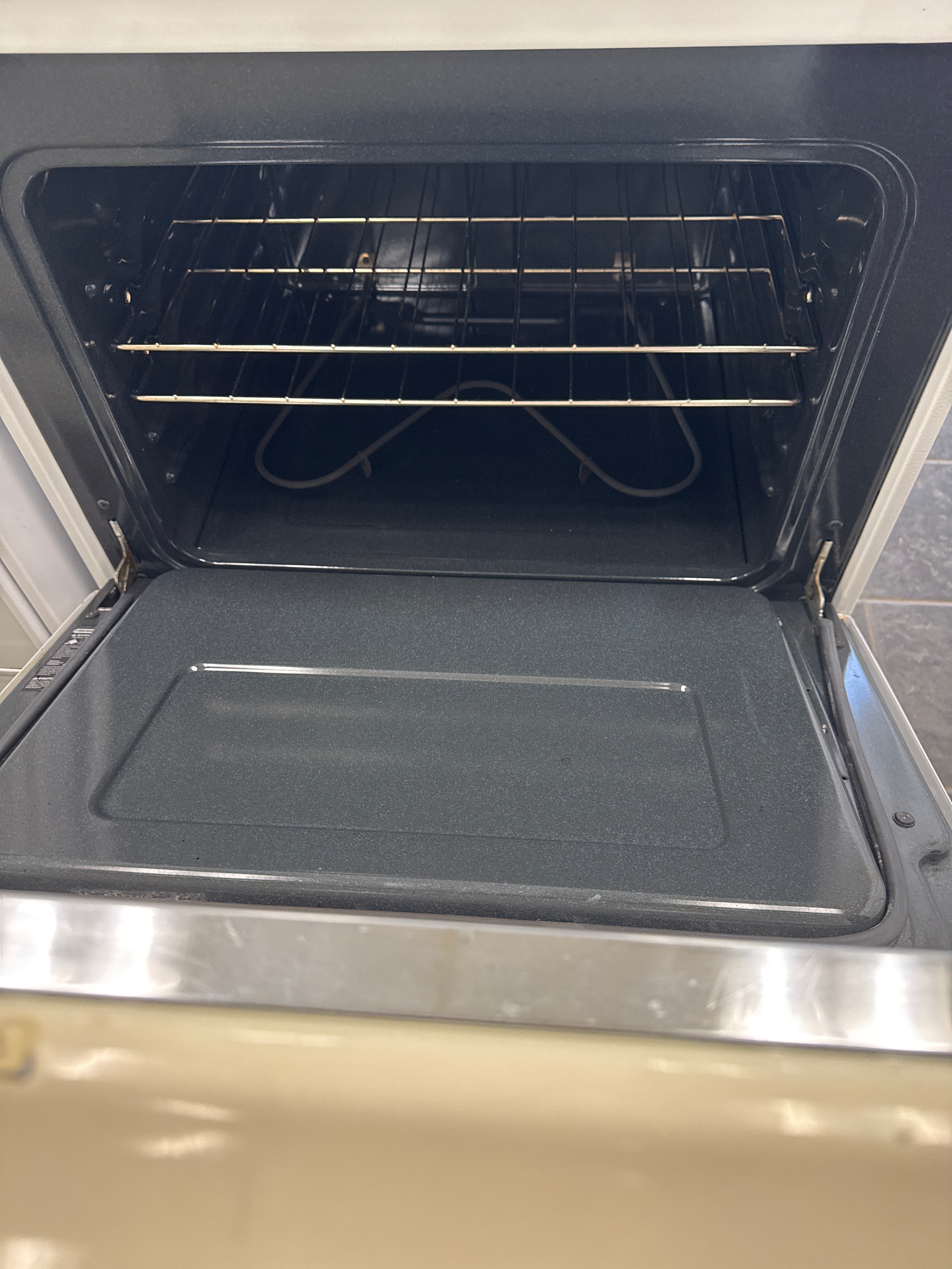 Used Frigidaire Electric Stove